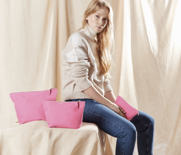 CANVAS TOILETRY BAG (IMBRETEX) By BagBase
